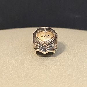 Pandora 2011 Midnight Black Friday Charm 14k Gold